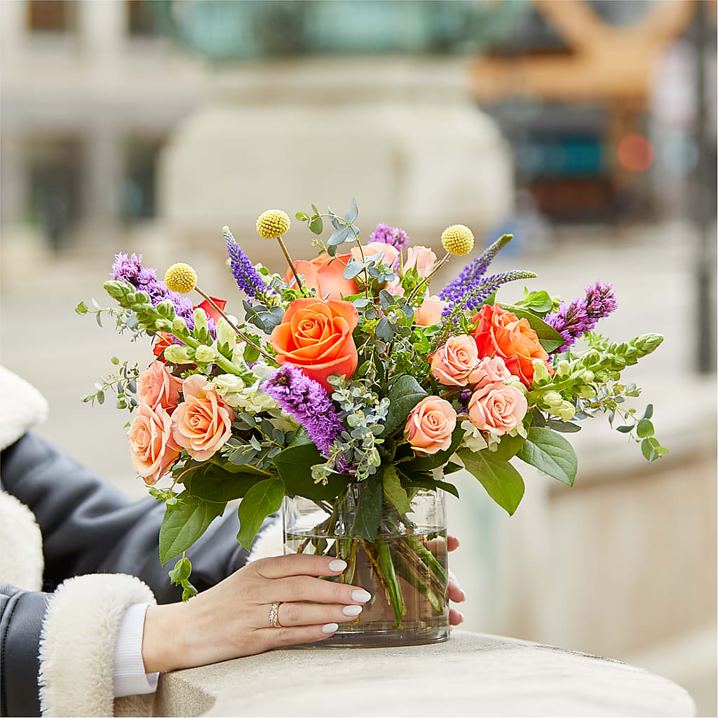 The Standout Bouquet – PAT'S FLORIST AND GIFTS, Laurel MS